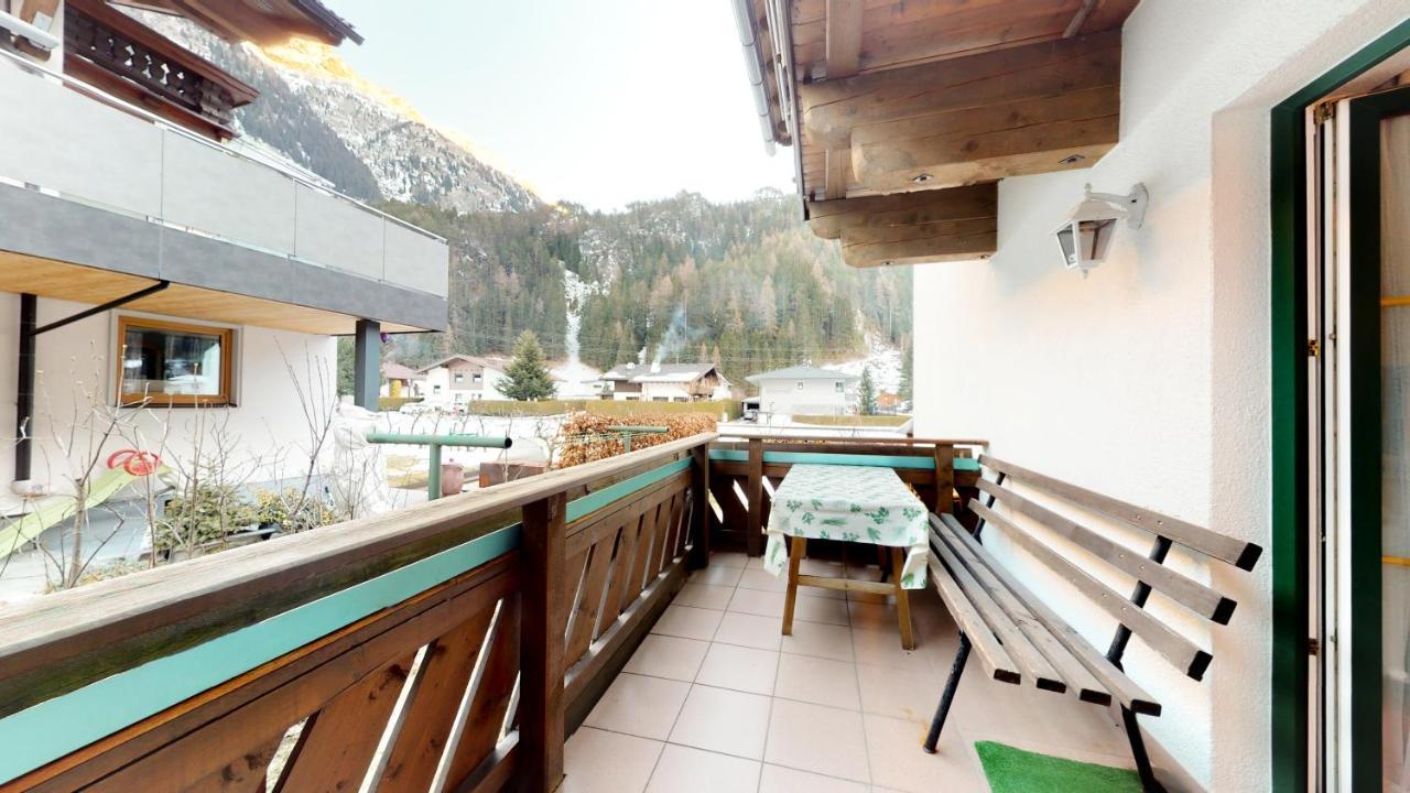 Wohnhaus Christoph Längenfeld Buitenkant foto